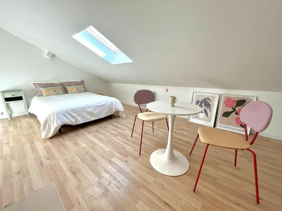Apartmán Studio Jade : Charmant Logement Place Clemenceau Pau Exteriér fotografie